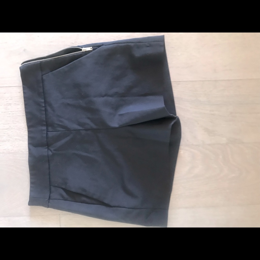 Zara shorts size S
